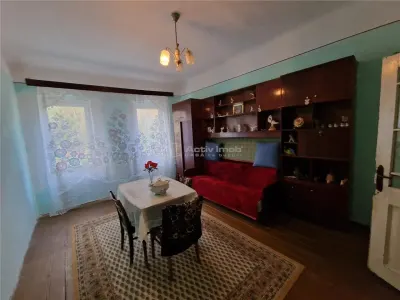 Resita Casa 10 Camere Zona Muncitoresc - foto 13