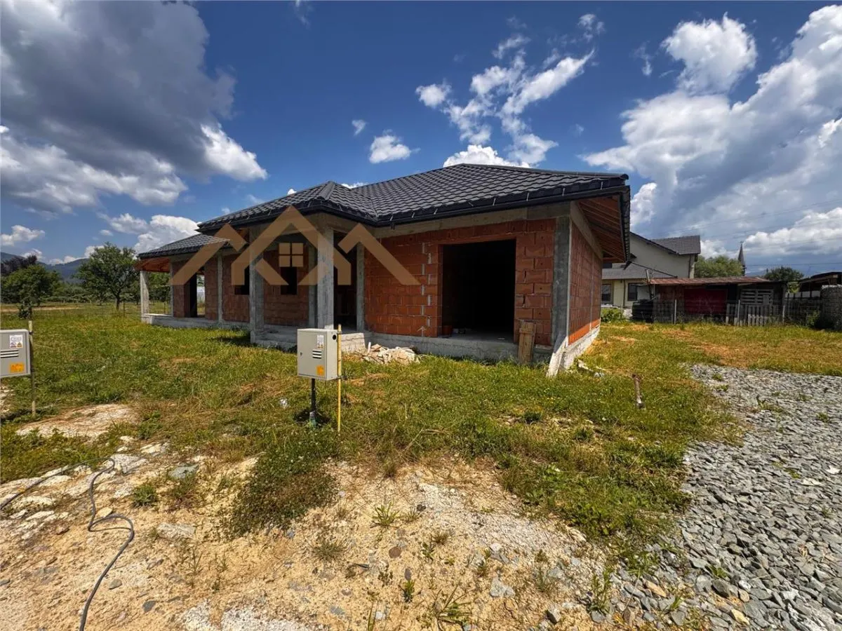 Casa la rosu, Satu Nou de Sus, 630 mp teren - foto 14