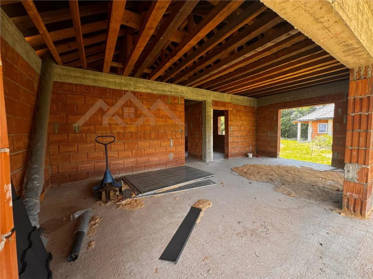 Casa la rosu, Satu Nou de Sus, 630 mp teren - foto 18