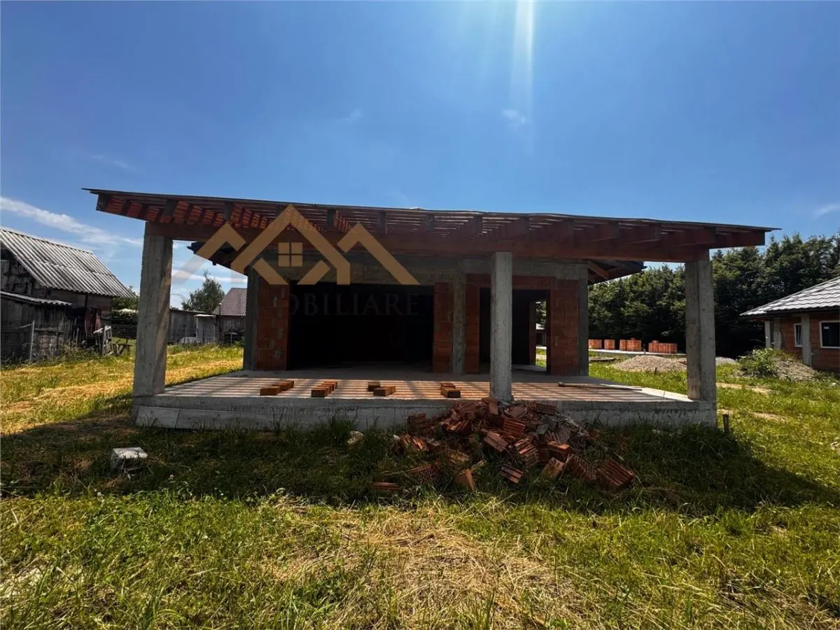 Casa la rosu, Satu Nou de Sus, 630 mp teren - foto 4
