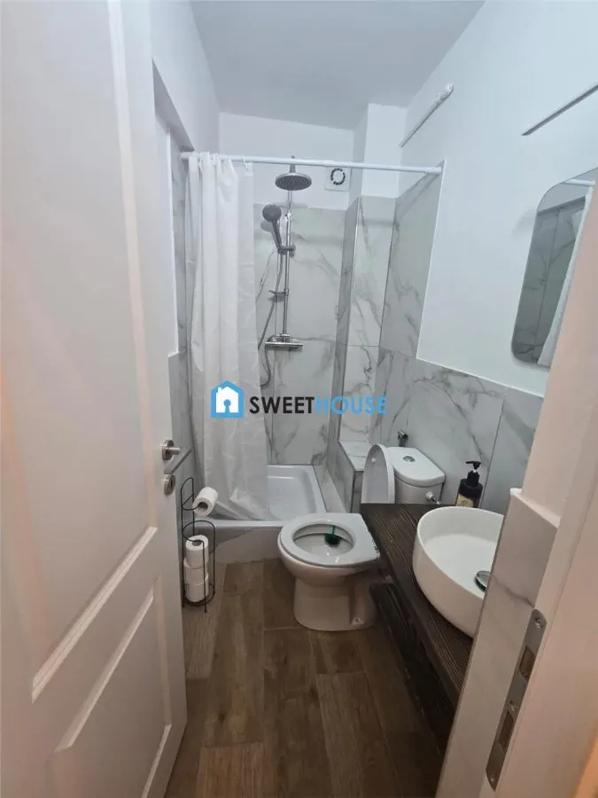 Apartament cu 3 camere de inchiriat in Fagaras zona centrala - foto 6