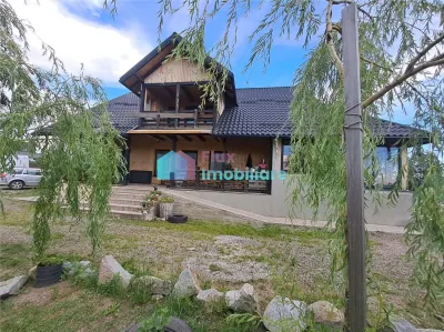 Casa cu teren si iazuri in Fantana Mare - Fantana Mare