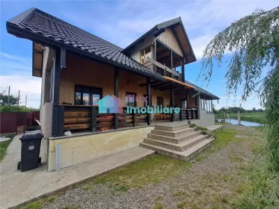 Casa cu teren si iazuri in Fantana Mare - foto 2