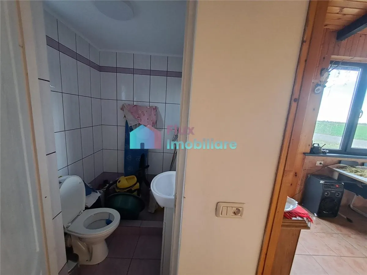 Casa cu teren si iazuri in Fantana Mare - foto 21