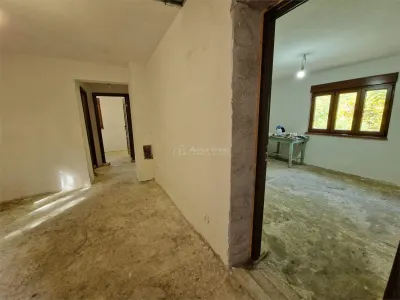 Resita Casa cu Teren privat 4670 Mp. - foto 4