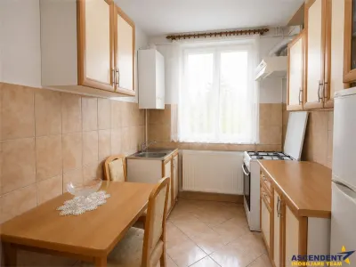 Locuinta pe 2 camere, inconjurata de verdeata, etaj3, Tractorul, Brasov - foto 10