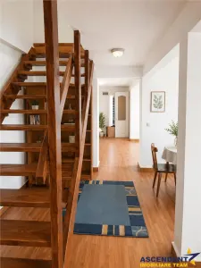 Casa si pentru cazare personal, zona parcului industrial Prejmer Brasov - Brasov