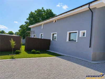 Casa si pentru cazare personal, zona parcului industrial Prejmer Brasov - foto 2