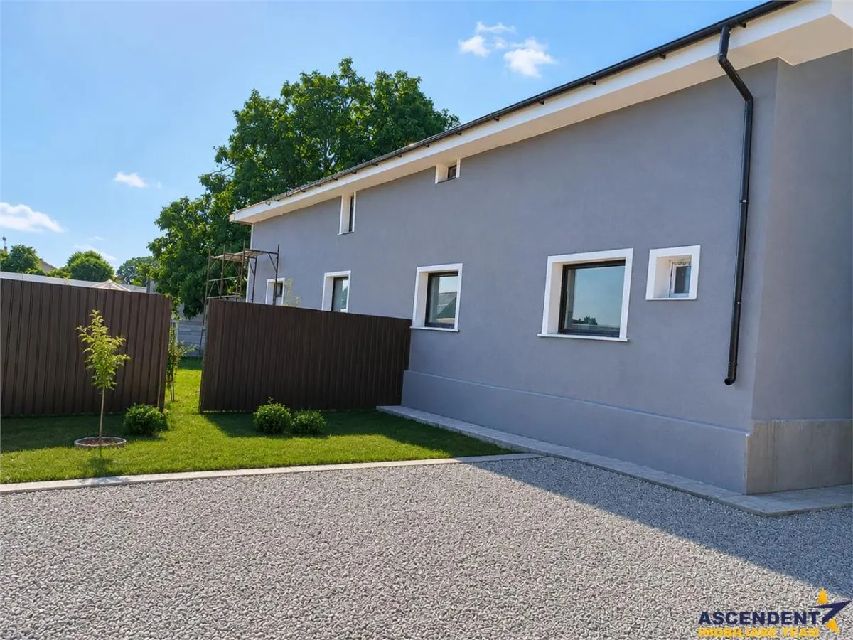 Casa si pentru cazare personal, zona parcului industrial Prejmer Brasov - foto 2
