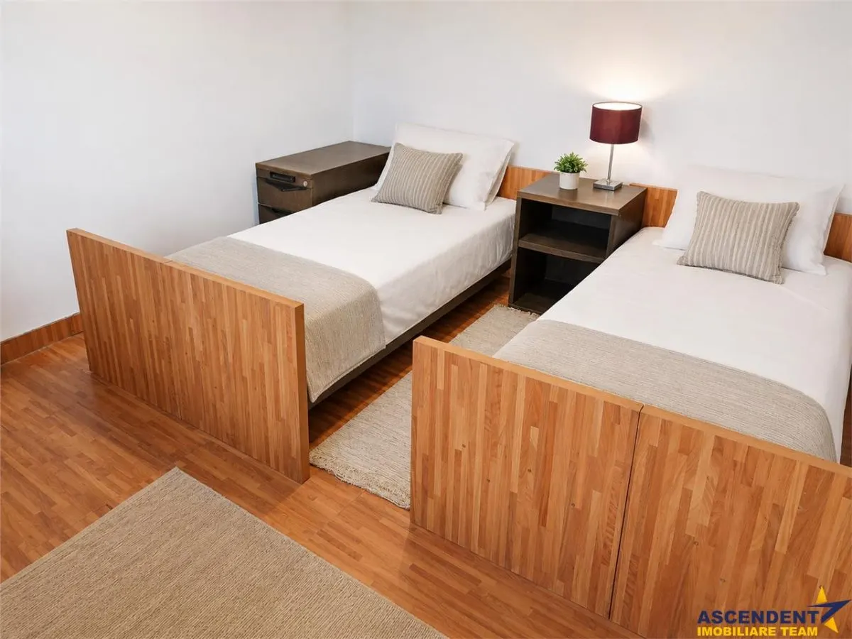 Casa si pentru cazare personal, zona parcului industrial Prejmer Brasov - foto 3