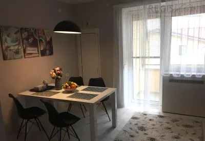 Apartament spatios 4 camere 140mp Centrul Nou Brasov - foto 2