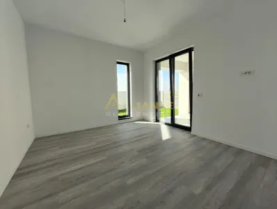 CASA PARTER-4 CAMERE-TEREN 402 MP -Str. Aviatorilor - foto 8