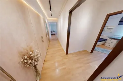 Spatialitate si confort: apartament 4 camere, Central, Brasov: FILM & 3D - foto 4