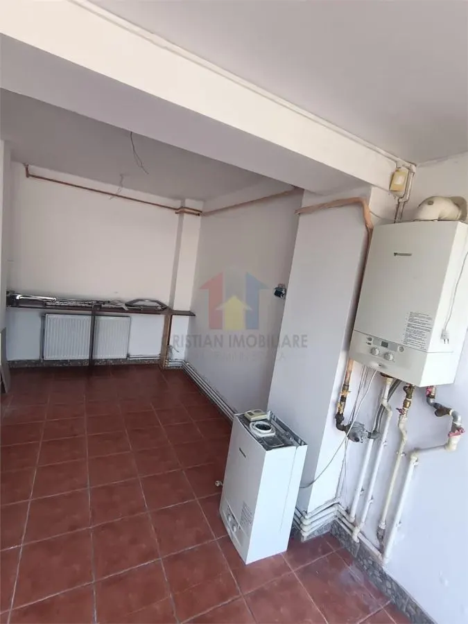 SPATIU COMERCIAL! 3 birouri in Suprafata de 60 mp - foto 3