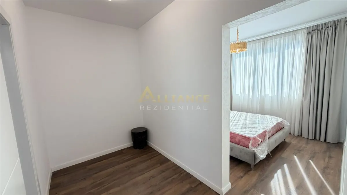 Casa individuala || 5 camere || 5 min fata de metrou - foto 13