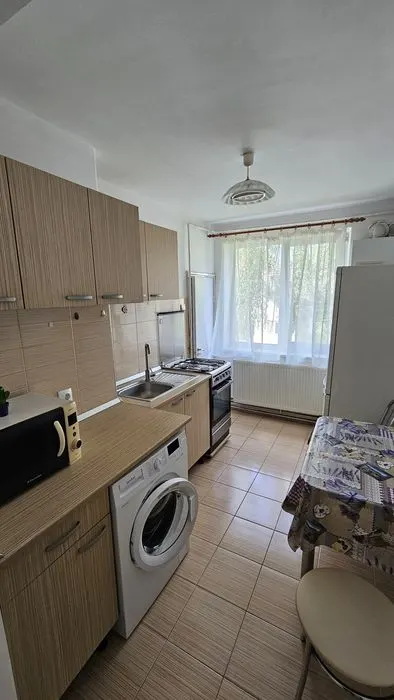 Apartament 2 Camere Centrul Civic Brasov  - AFI cu loc de Parcare - foto 3