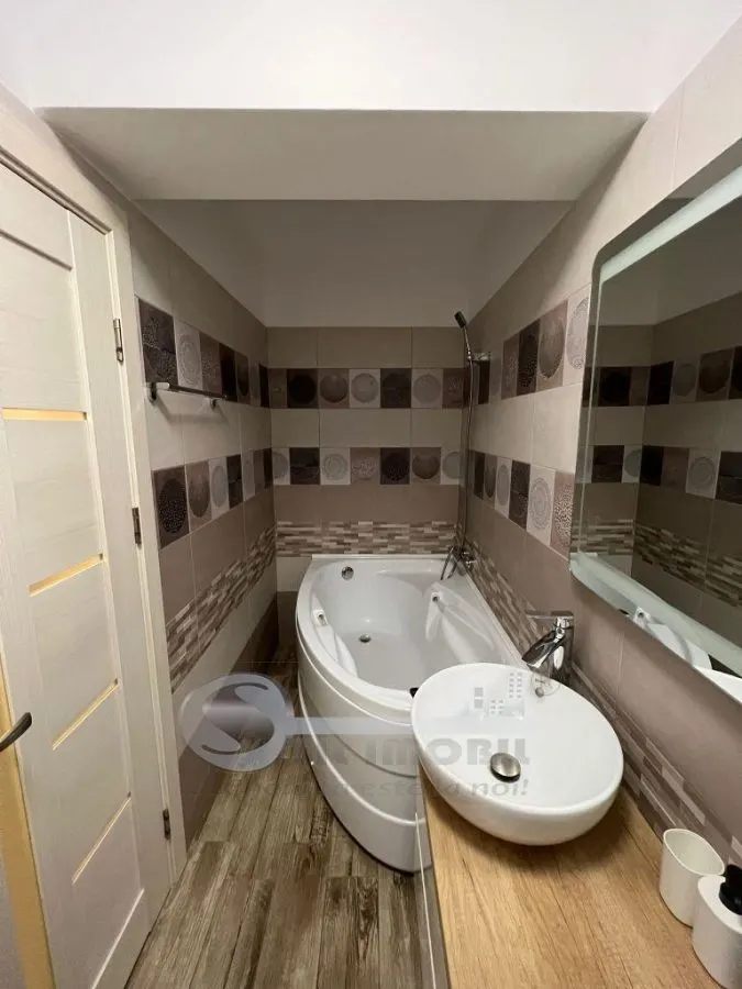 Apartament 3 camere, mobilat complet, liber, Galata, bloc 2017 - foto 6