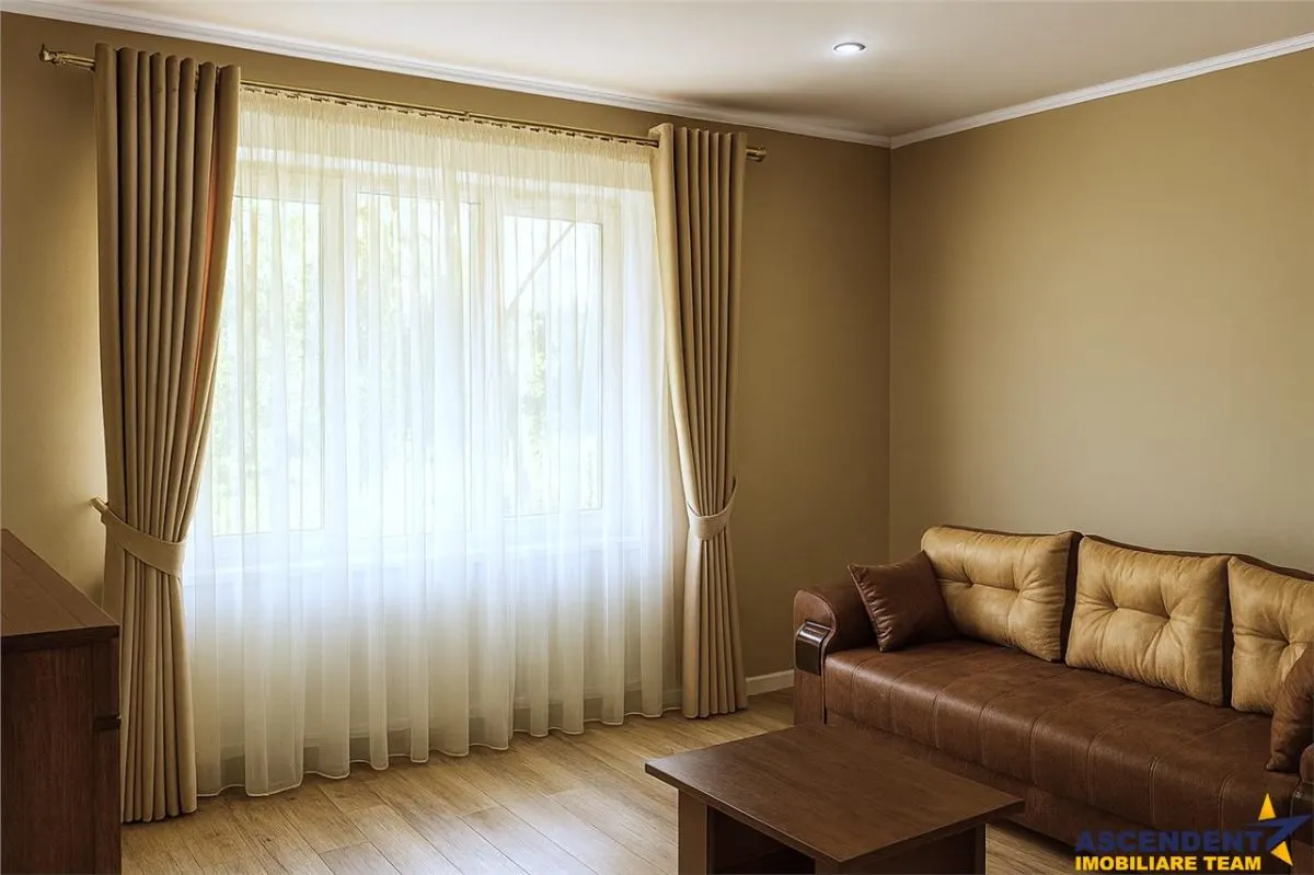 Regim vila, 2 camere, decomandat, mobilat si utilat, Centrul Civic, Brasov - foto 1