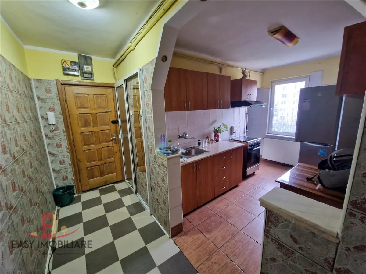Apartament 2 camere decomandat, Tudor, bloc izolat, Targu Mures - foto 1