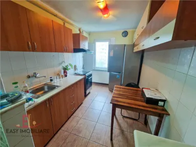 Apartament 2 camere decomandat, Tudor, bloc izolat, Targu Mures - foto 2