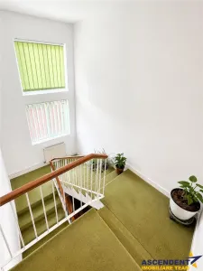 Casa individuala cu 5 camere, garaj, pivnita si curte proprie, Sangeorgiu de Mures. - foto 10