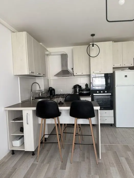 Apartament tip studio, etaj2, cartier Tractorul, Brasov - foto 3