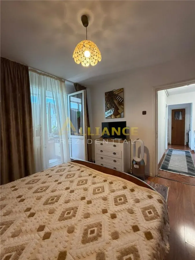 Metrou 1 Decembrie - Apartament 4 camere 2 bai - Gata de mutare - foto 8
