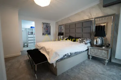 Vila de Lux 7 Camere | 265 mp Utili | Terasa Spectaculoasa 64 mp | 3 Parcari | Sector 4 - foto 13