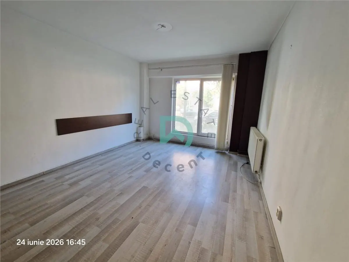 Spatiu comercial de inchiriat  Brasov - foto 3