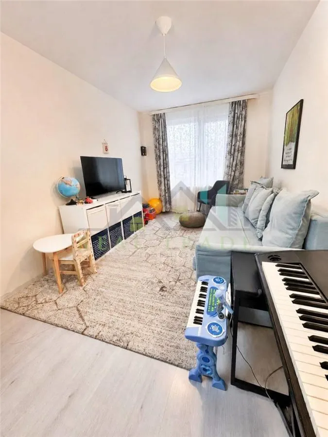 Apartament 2 camere decomandat renovat, zona Astra - foto 1