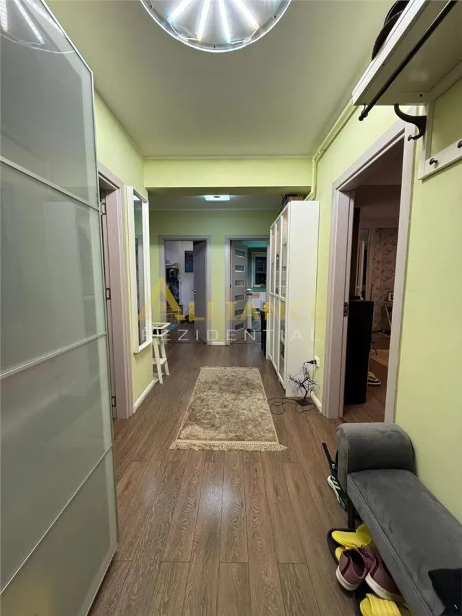 Apartament 3camere mobilat si utilat Metrou 1 decembrie 15min - foto 9