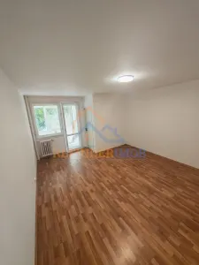 Vanzare Garsoniera Metrou Dristor 31mp - Bucuresti