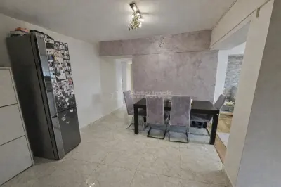 3 camere decomandat - Rond Alba Iulia - foto 7