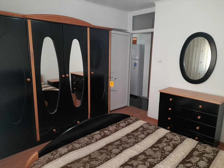 Inchiriere apartament  2 camere zona Mihai Viteazul - foto 2