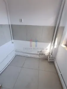 SUPER PRET! Garsoniera, Zona Bariera! LIBERA! - foto 3
