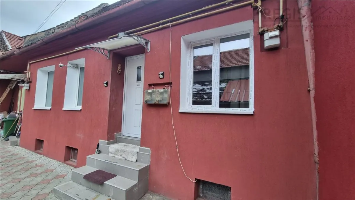 Studio la casa , zona strazii Lunga - foto 4