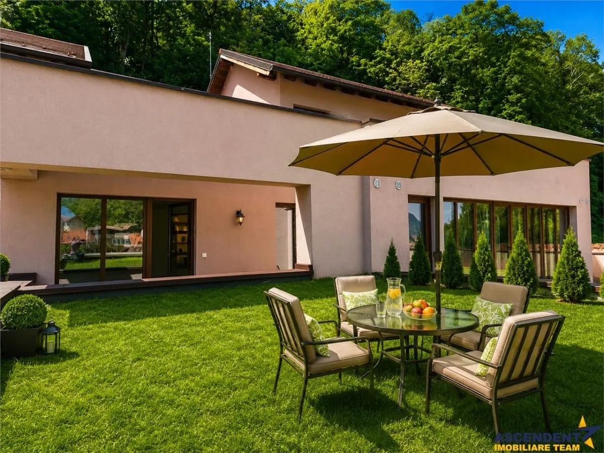 Micul Penthouse, terasa + gradina 50 mp, vedere spectaculoasa, Cetatea Brasov - foto 10