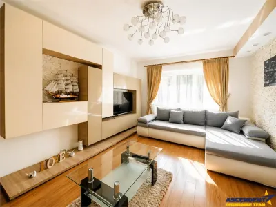 Apartament luminos cu 2 camere decomandate, Rasnov, Brasov - Rasnov