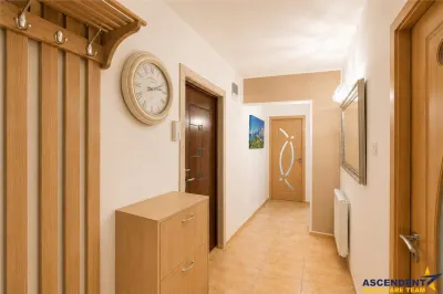 Apartament luminos cu 2 camere decomandate, Rasnov, Brasov - foto 6